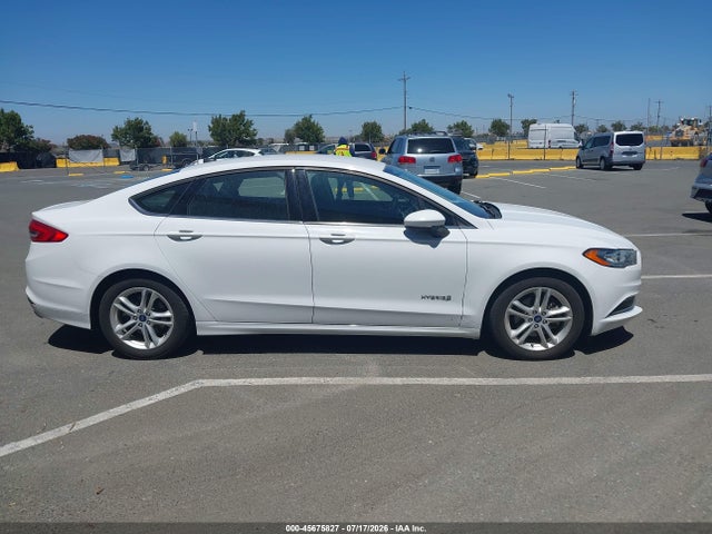 3FA6P0UU5JR235729 Ford Fusion Hybrid S