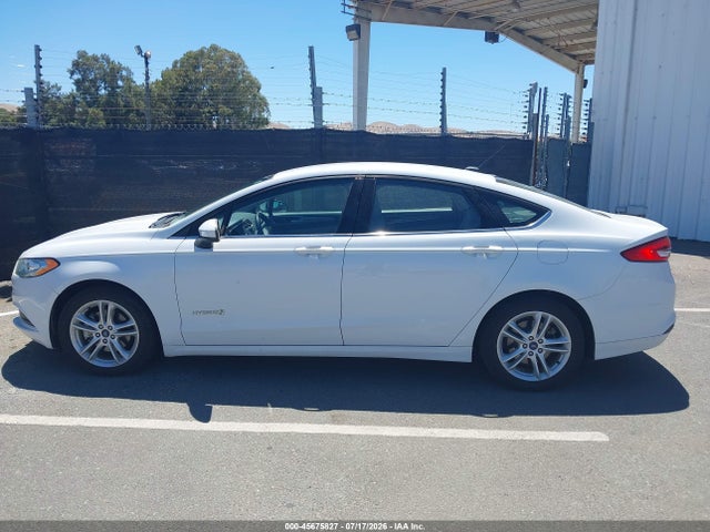 3FA6P0UU5JR235729 Ford Fusion Hybrid S