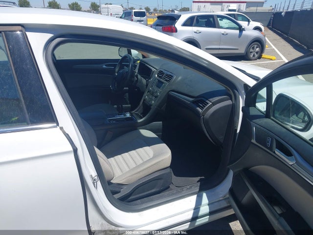 3FA6P0UU5JR235729 Ford Fusion Hybrid S