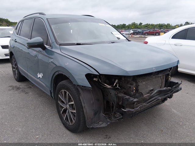 2020 Volkswagen Tiguan 2.0t Se/2.0t Se R-line Black/2.0t Sel მანქანა იყიდება აუქციონზე, vin: 3VV3B7AXXLM025857, აუქციონის ნომერი: 45675843