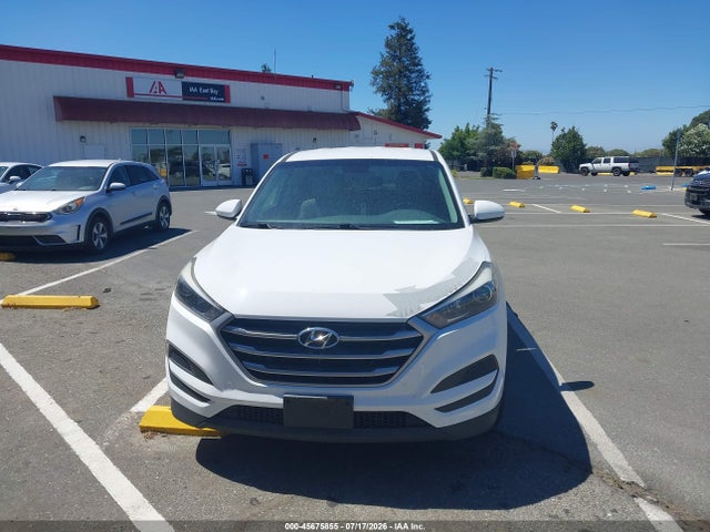 Hyundai TUCSON SE 2018 KM8J23A49JU710473 Image 12