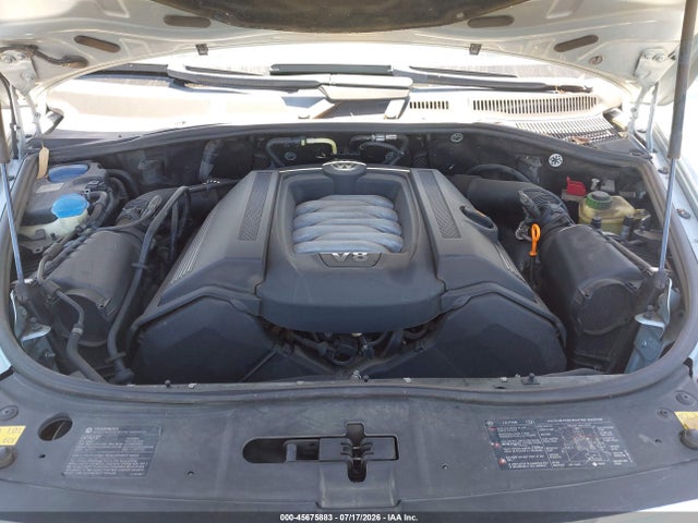 2004 Volkswagen Touareg V8 მანქანა იყიდება აუქციონზე, vin: WVGCM77L84D072715, აუქციონის ნომერი: 45675883