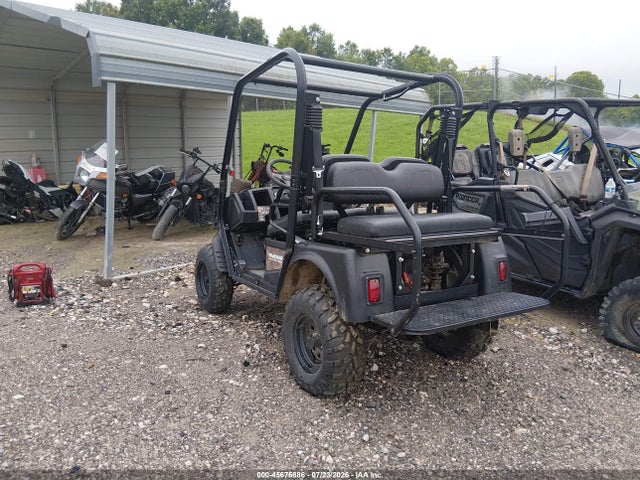 Tracker Golf Cart 2023 A8BLNADDPP8029420 Image 3