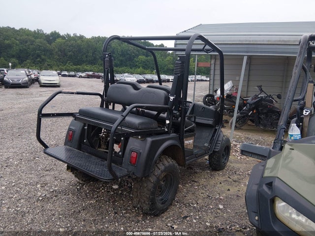 Tracker Golf Cart 2023 A8BLNADDPP8029420 Image 4