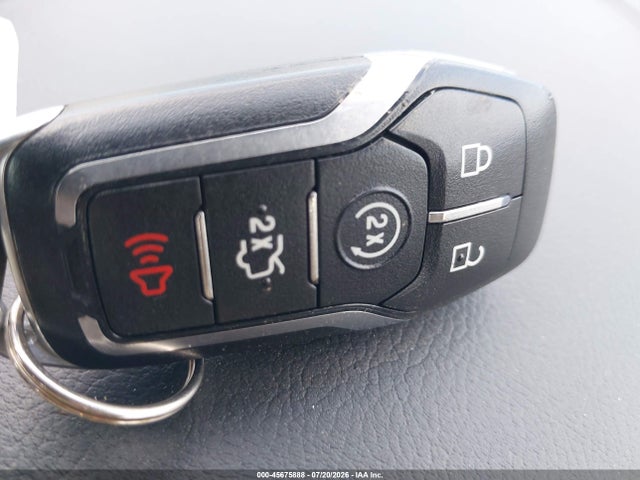Продажа на аукционе авто 2016 Ford Fusion Hybrid Se, vin: 3FA6P0LU1GR202107, номер лота: 45675888