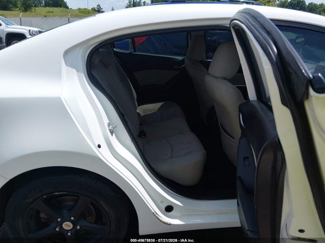 Aukcja sprzedaży 2015 Mazda Mazda3 I Sport, vin: 3MZBM1U78FM181572, numer aukcji: 45675938