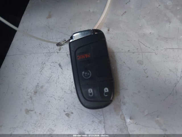 3C4NJCBB5KT743715 Jeep Compass Altitude Fwd