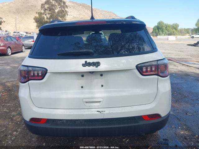 3C4NJCBB5KT743715 Jeep Compass Altitude Fwd