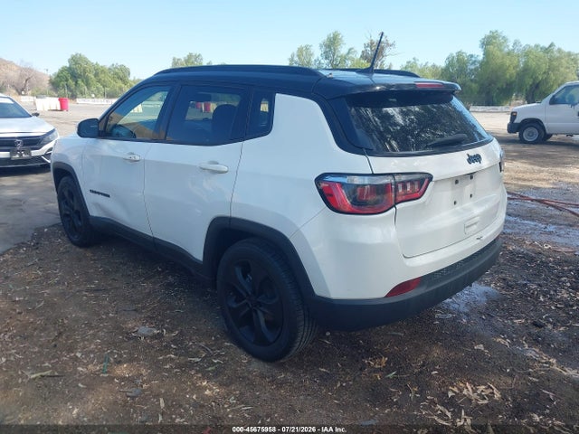 3C4NJCBB5KT743715 Jeep Compass Altitude Fwd