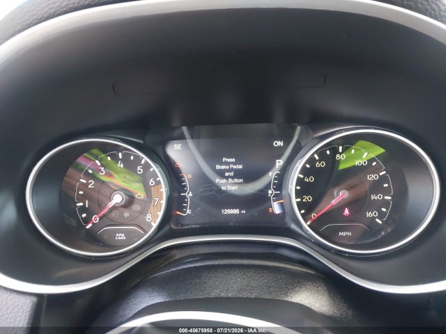 3C4NJCBB5KT743715 Jeep Compass Altitude Fwd