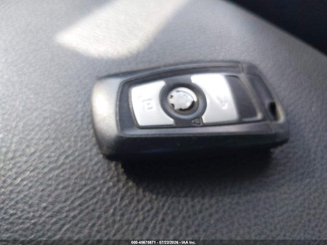 Продажа на аукционе авто 2015 Bmw 328i, vin: WBA3A5G52FNS87164, номер лота: 45675971