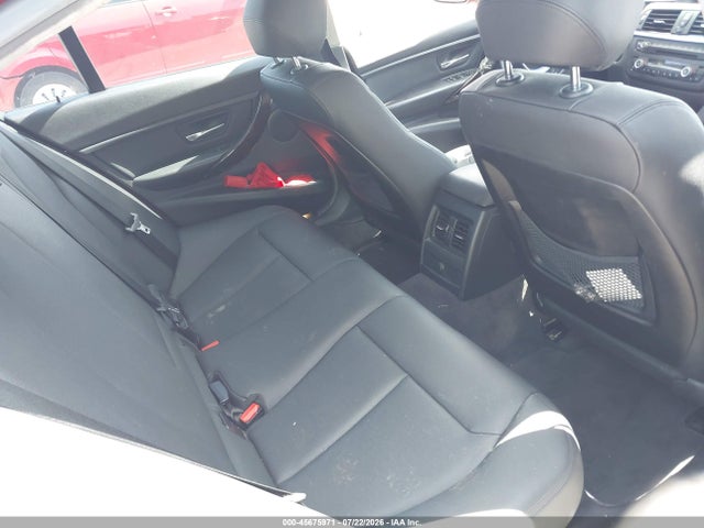 Продажа на аукционе авто 2015 Bmw 328i, vin: WBA3A5G52FNS87164, номер лота: 45675971