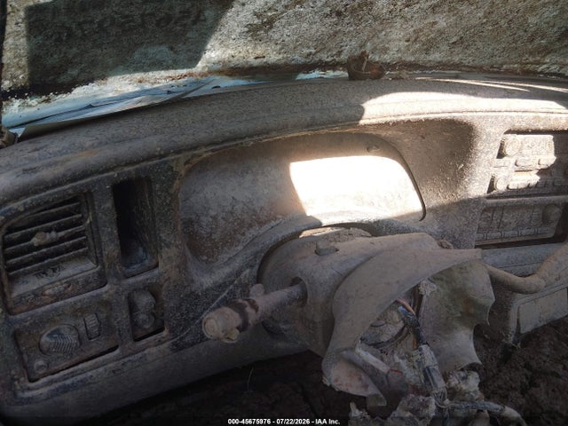2003 Gmc Yukon Denali მანქანა იყიდება აუქციონზე, vin: 1GKEK63U43J311175, აუქციონის ნომერი: 45675976