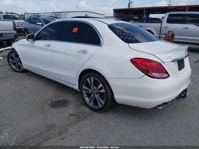 45675993 :رقم المزاد ، 55SWF4JB3JU245134 vin ، 2018 Mercedes-benz C 300 مزاد بيع