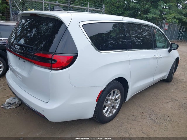 Продаж на аукціоні авто 2024 Chrysler Pacifica Touring L, vin: 2C4RC1BG9RR106237, номер лоту: 45676028