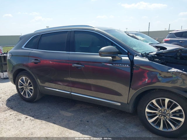 Lincoln Nautilus Select 2019 2LMPJ6K94KBL45964 Image 13