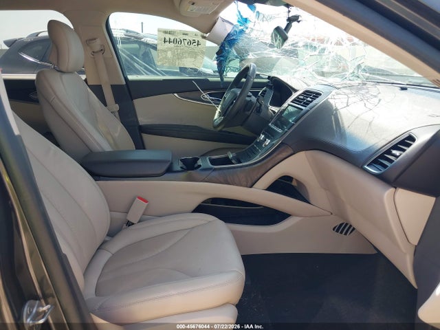Lincoln Nautilus Select 2019 2LMPJ6K94KBL45964 Image 5