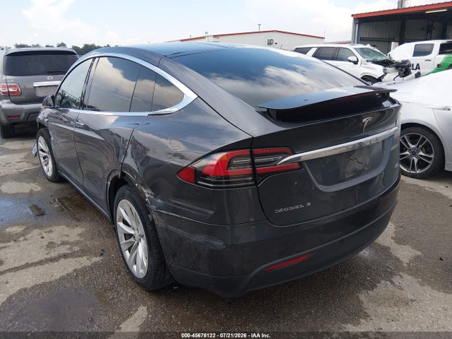 Tesla Model X 60d/70d/75d/90d/p100d 2016 5YJXCBE22GF020242 Image 3