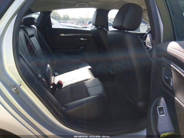 Chevrolet IMPALA 1LT 2017 1G1105S38HU115211 Image 8