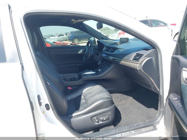 Продажа на аукционе авто 2015 Lexus Ct 200h, vin: JTHKD5BH4F2240323, номер лота: 45676176