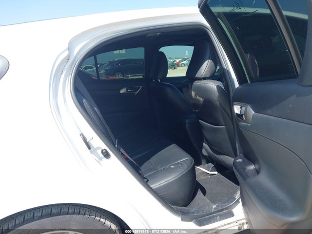 Продажа на аукционе авто 2015 Lexus Ct 200h, vin: JTHKD5BH4F2240323, номер лота: 45676176