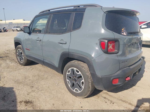 Продажа на аукционе авто 2015 Jeep Renegade Trailhawk, vin: ZACCJBCT0FPC42785, номер лота: 45676208