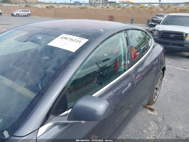 Tesla Model 3 Long Range/mid Range 2018 5YJ3E1EA2JF158459 Image 22