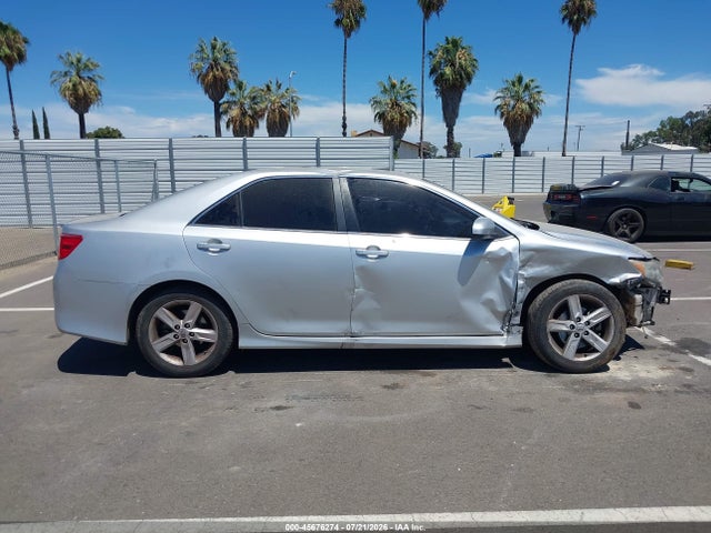 4T1BF1FK3EU854949 Toyota CAMRY SE