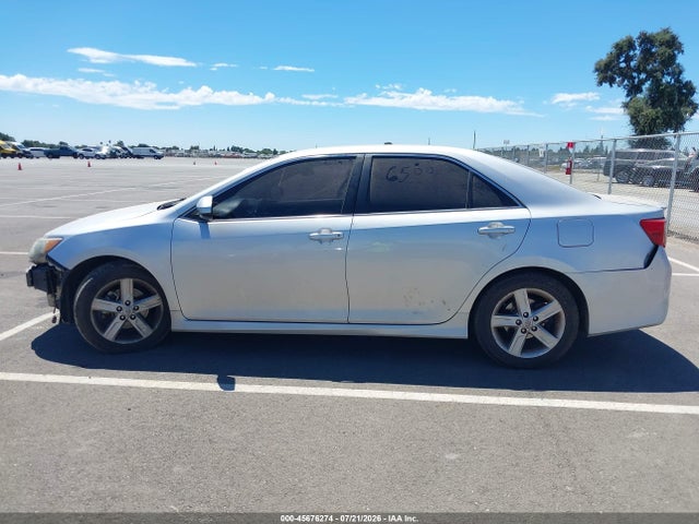 4T1BF1FK3EU854949 Toyota CAMRY SE