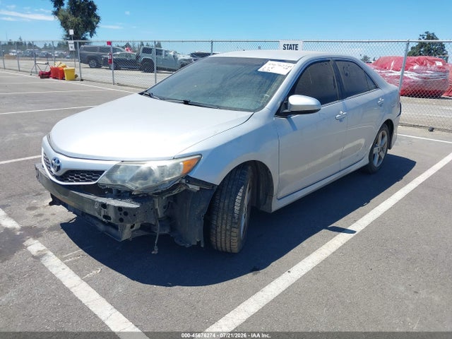 4T1BF1FK3EU854949 Toyota CAMRY SE
