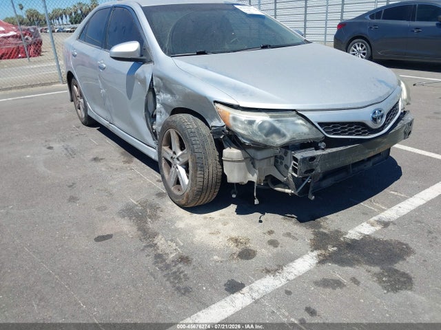 4T1BF1FK3EU854949 Toyota CAMRY SE