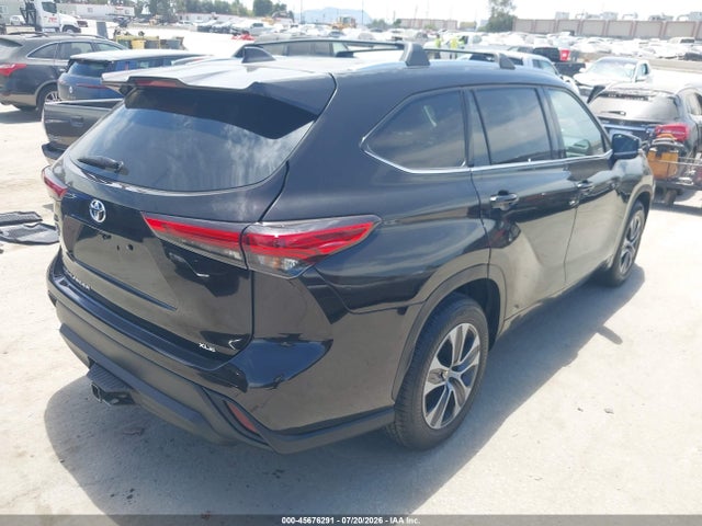 Toyota Highlander Xle 2020 5TDHZRAH8LS007653 Image 4