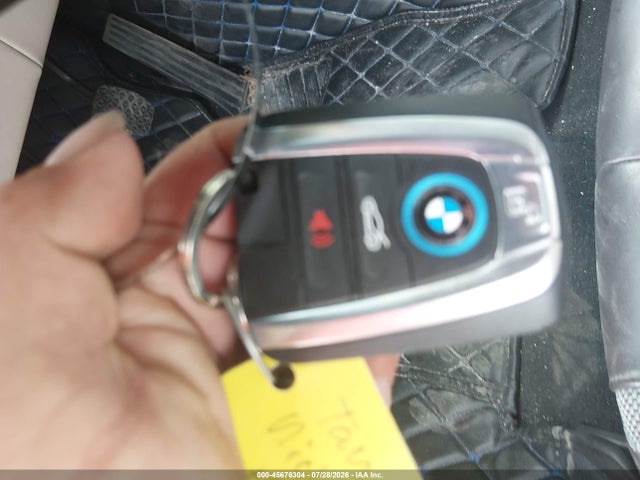 45676304 :رقم المزاد ، WBY2Z2C50GV674789 vin ، 2016 Bmw I8 مزاد بيع