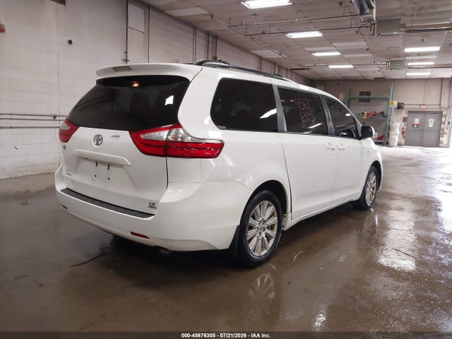 2017 Toyota Sienna Le 7 Passenger მანქანა იყიდება აუქციონზე, vin: 5TDJZ3DC2HS166142, აუქციონის ნომერი: 45676305