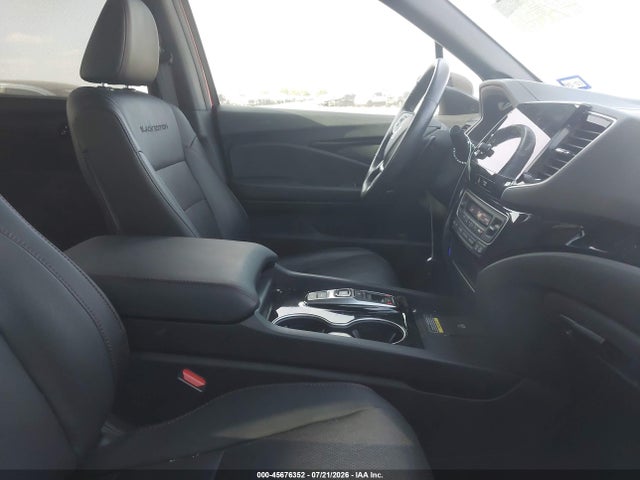 Продаж на аукціоні авто 2025 Honda Passport Awd Black, vin: 5FNYF8H84SB004390, номер лоту: 45676352