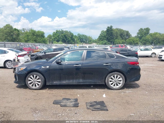 Продаж на аукціоні авто 2018 Kia Optima S, vin: 5XXGT4L39JG239775, номер лоту: 45676370