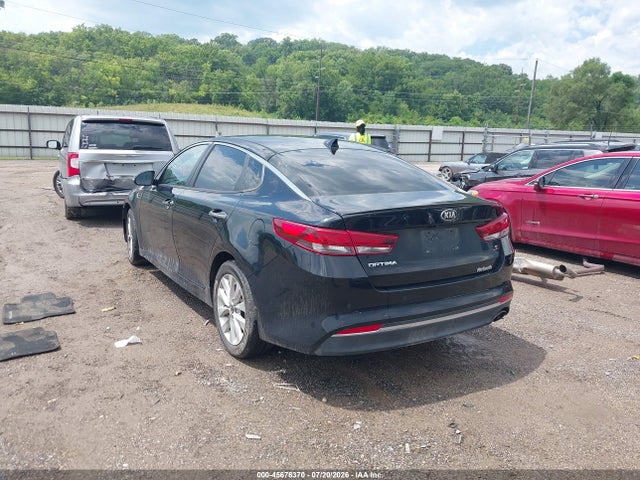 Продаж на аукціоні авто 2018 Kia Optima S, vin: 5XXGT4L39JG239775, номер лоту: 45676370