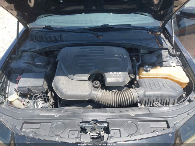 Chrysler 300C 2014 2C3CCAEG3EH380717 Image 10