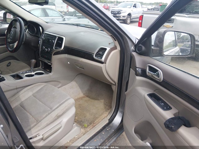 Продаж на аукціоні авто 2012 Jeep Grand Cherokee Laredo, vin: 1C4RJFAG9CC222185, номер лоту: 45676427