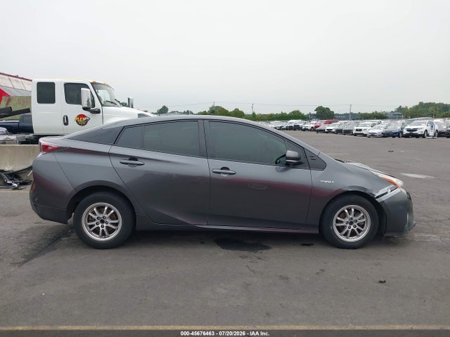 Toyota Prius Two 2016 JTDKBRFU7G3009143 Image 13