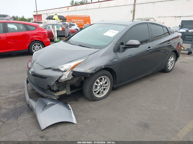 Toyota Prius Two 2016 JTDKBRFU7G3009143 Image 2