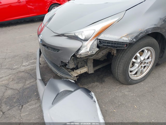 Toyota Prius Two 2016 JTDKBRFU7G3009143 Image 6