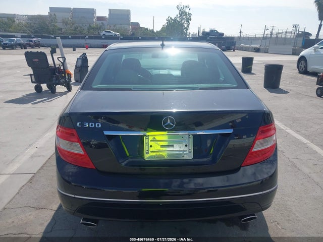 45676469 :رقم المزاد ، WDDGF5EB7BR151863 vin ، 2011 Mercedes-benz C 300 Luxury مزاد بيع