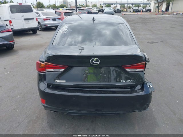 Lexus IS 300 2019 JTHBA1D29K5094228 Image 17