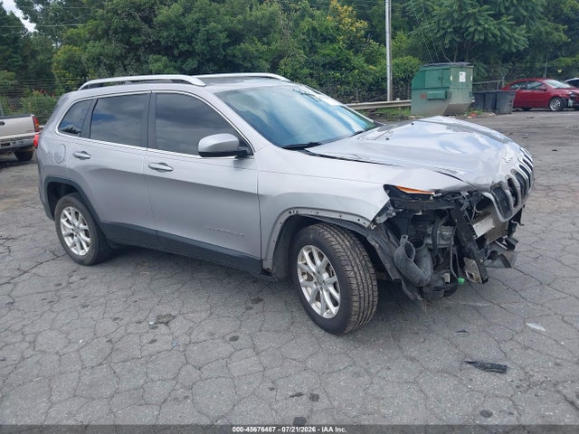 Auction sale of the 2018 Jeep Cherokee Latitude Fwd, vin: 1C4PJLCX2JD560957, lot number: 45676487