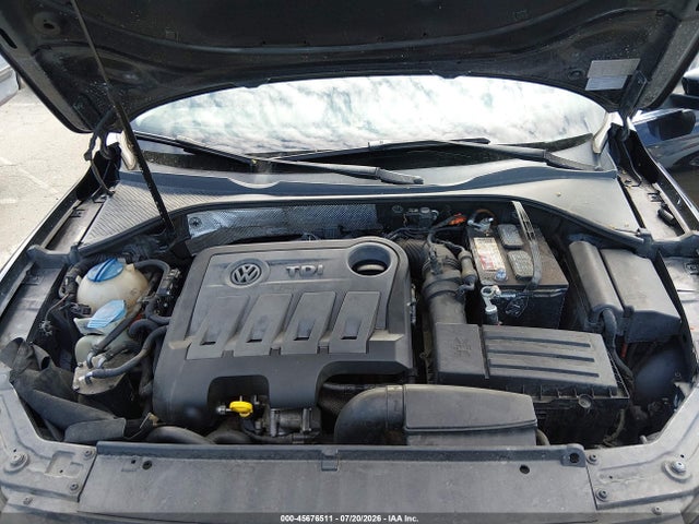 1VWCN7A36EC084585 Volkswagen Passat 2.0l Tdi Sel Premium