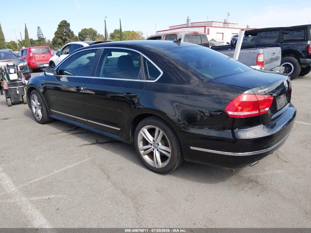 1VWCN7A36EC084585 Volkswagen Passat 2.0l Tdi Sel Premium