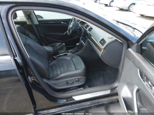 1VWCN7A36EC084585 Volkswagen Passat 2.0l Tdi Sel Premium