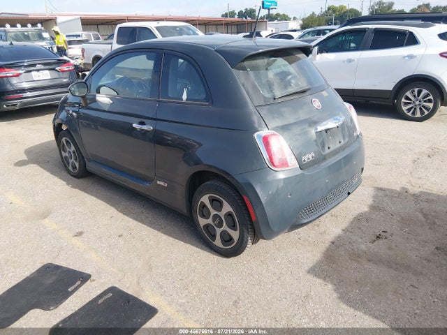 Fiat 500E BATTERY ELECTRIC 2017 3C3CFFGE0HT598335 Image 3