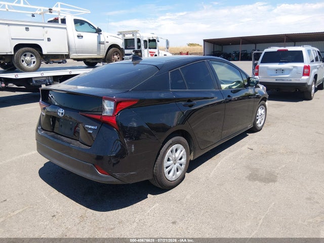 JTDKARFU5L3106449 Toyota Prius L Eco